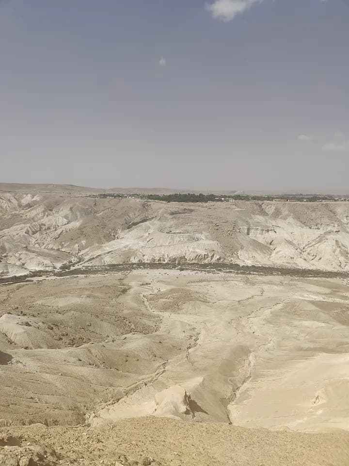 The Sarpantine Road: Midreshet Ben-Gurion