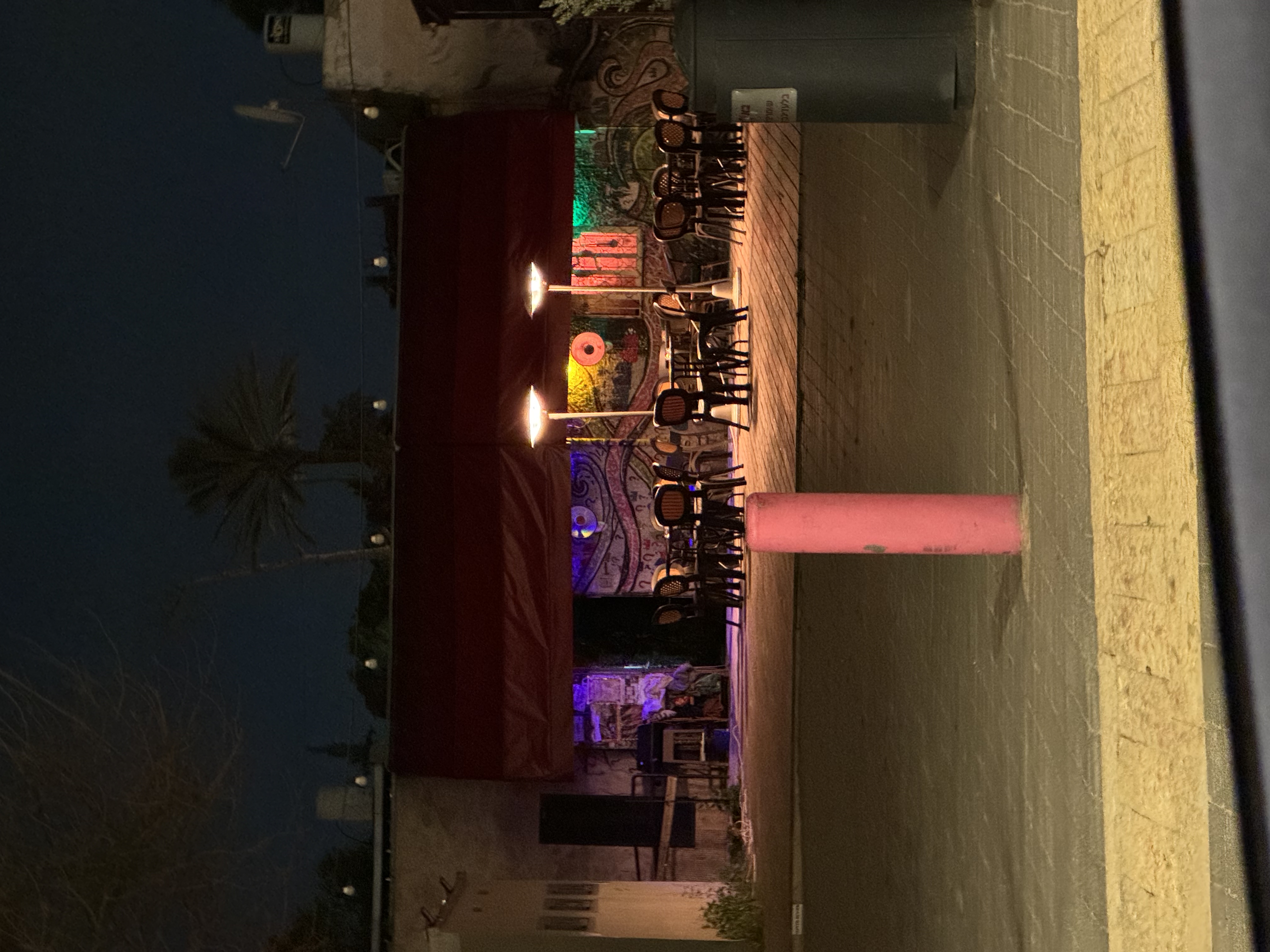 An empty bar in the beginning of March