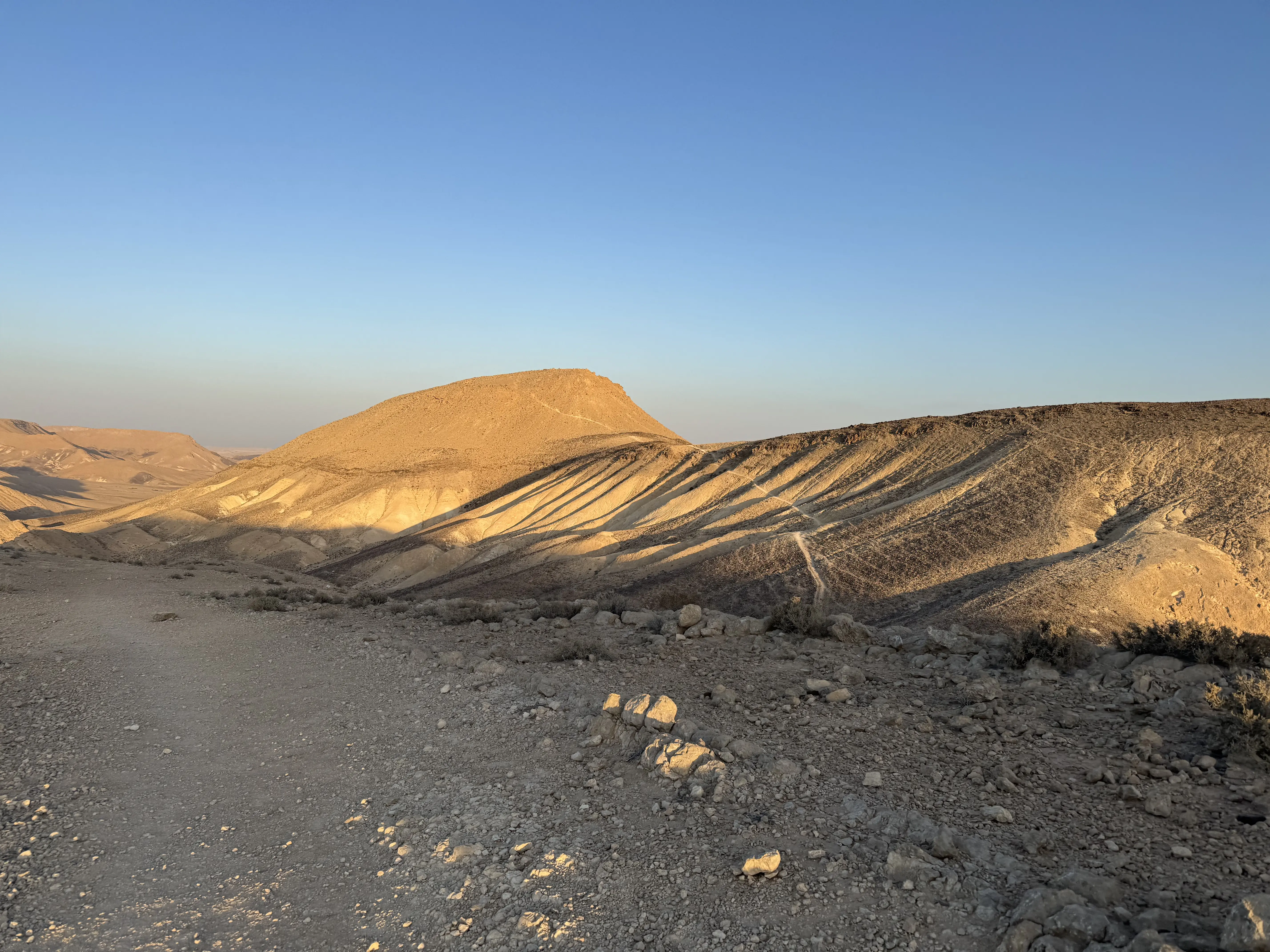 מעלה הר עידו מרחוק