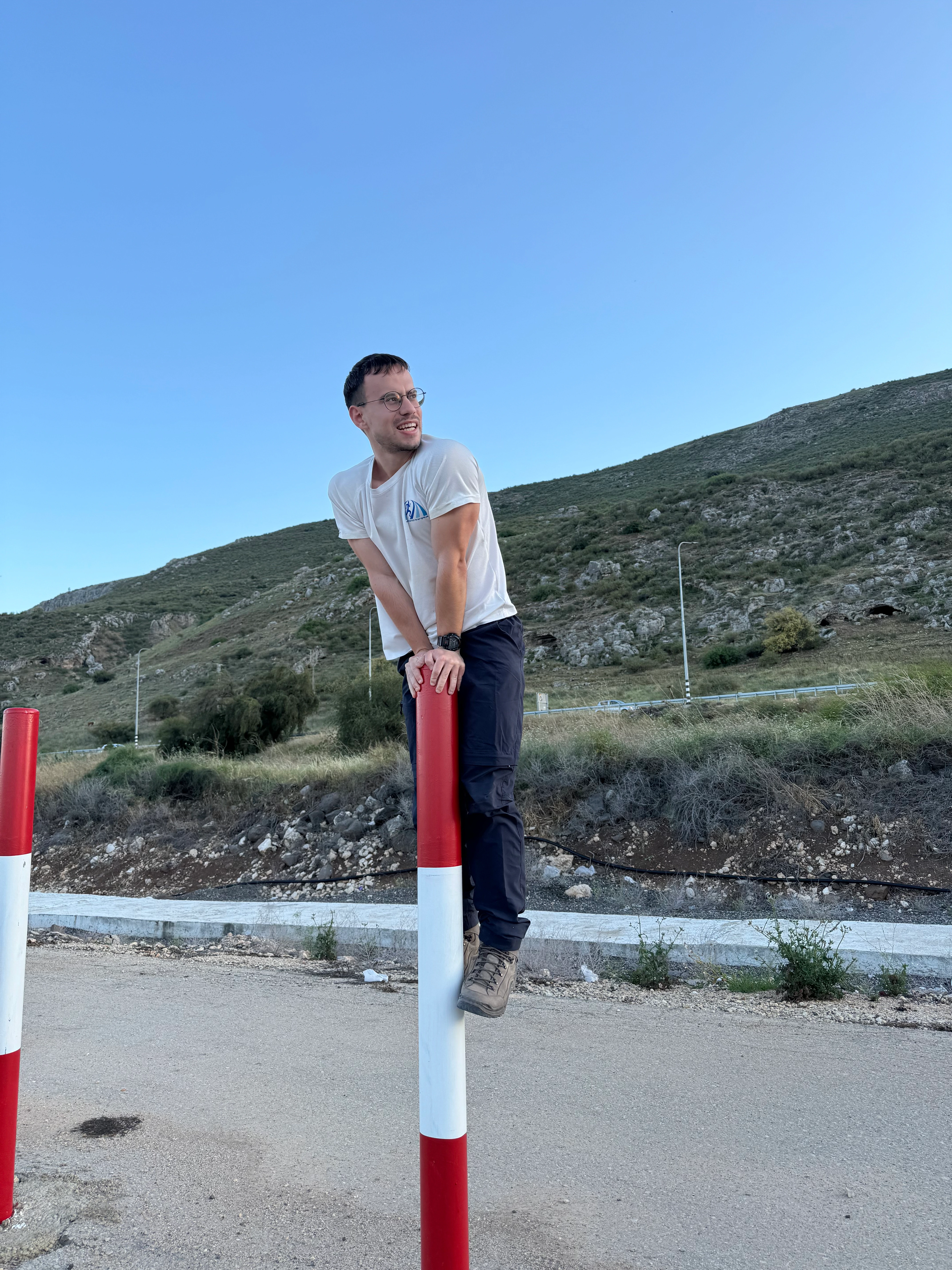 If you'll scroll a bit more you'll see a photo of me with the Kinneret in the bg taken in the WINTER. Now it is SPRING. Different place, same water that everyone is afraid to swim in.